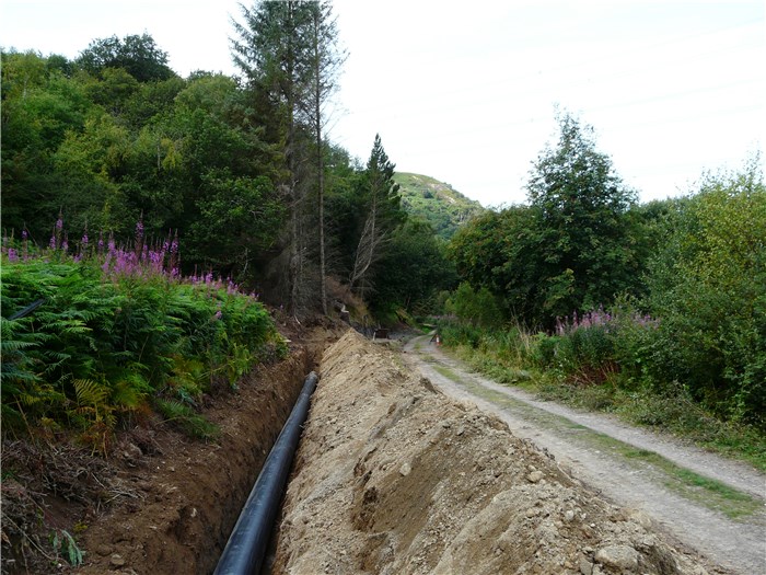 Installation of the pipeline reaches the pylon crossing 13 Aug 2015