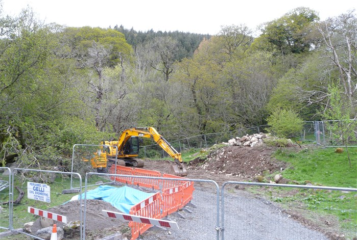 The bank is cut back to accomodate the Turbine House 9 May 2015 The bank is cut back to accomodate the Turbine House 9 May 2015