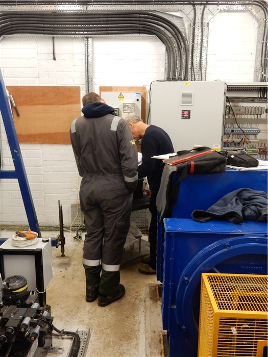 Dave Roberts and Scottish Power carry out our G59 test 30 November 2015 Dave Roberts and Scottish Power carry out our G59 test 30 November 2015