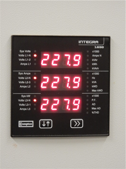 Generating 230 volts on each of the 3 lines 27 November 2015 Generating 230 volts on each of the 3 lines 27 November 2015