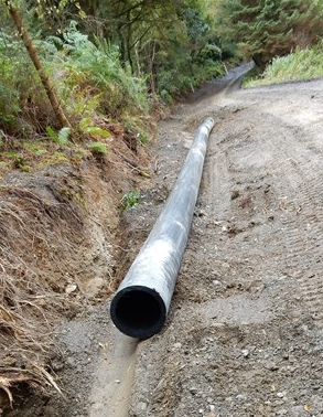 About 30 m of pipe is left over from the 3 km pipeline 21 Sept 2015