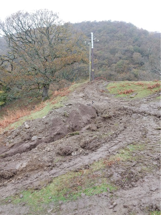 Having emerged on the opposite bank, the cable is trenched up to the pole where it connects to the grid 19 November 2015